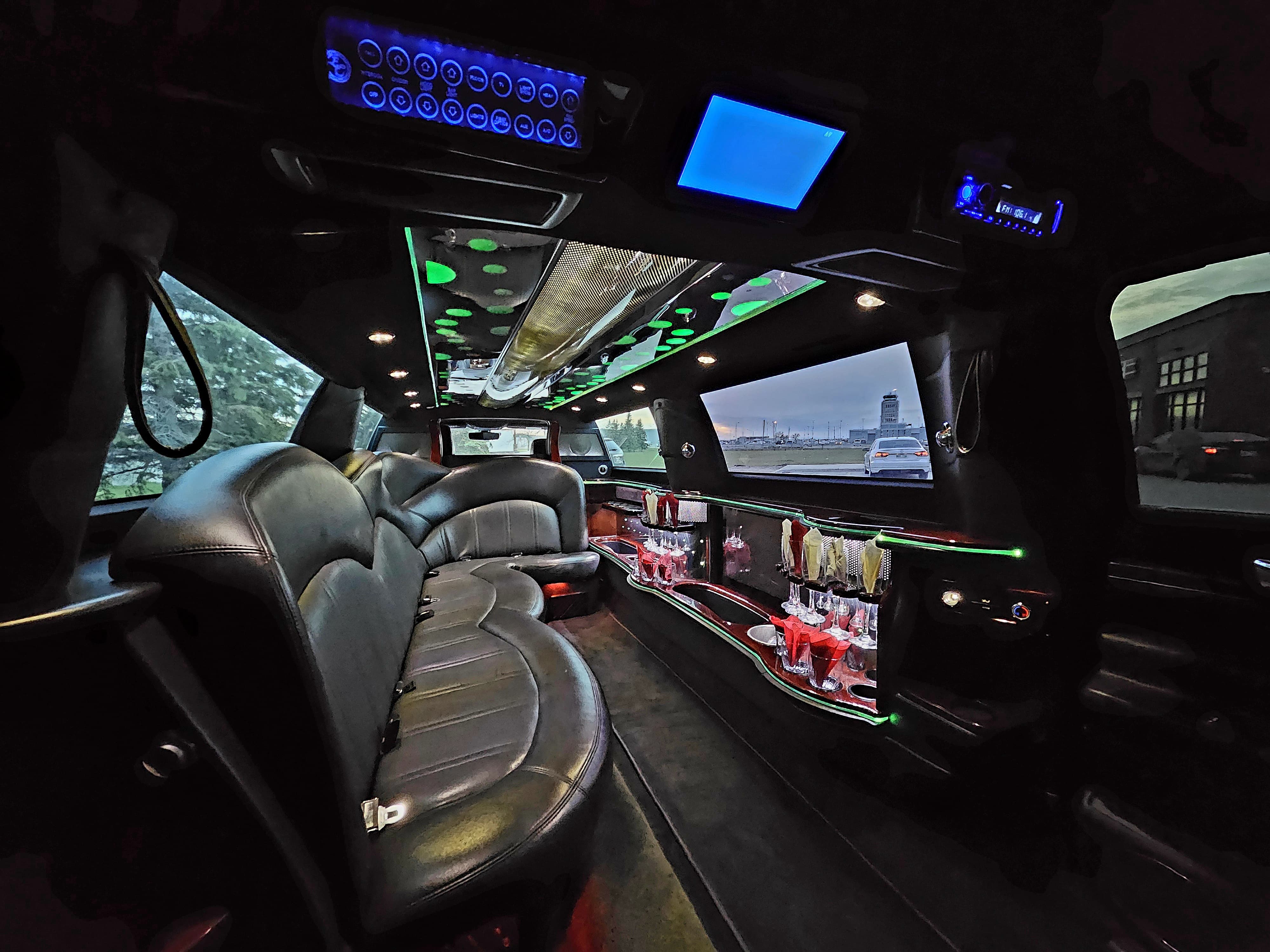 Lincoln MKT Stretch Limousine